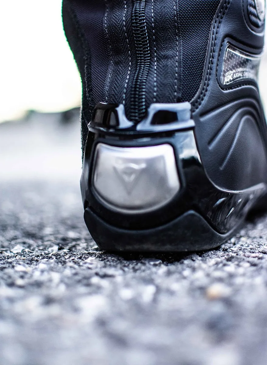 Dainese Axial motoros csizma
